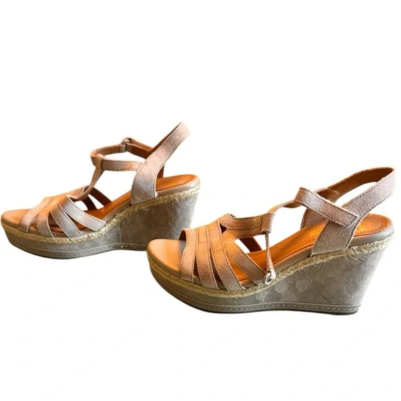 Clarks Zia Reign Wedge Sandal in Sand Suede Tan/Nude/Taupe Size 8 in EUC - Picture 4 of 9